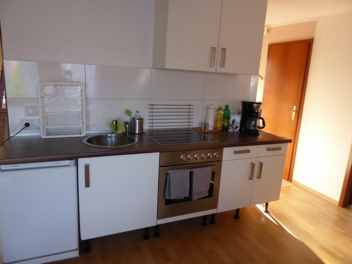 Ostseeferienwohnung Storchennest ダッソー  エクステリア 写真